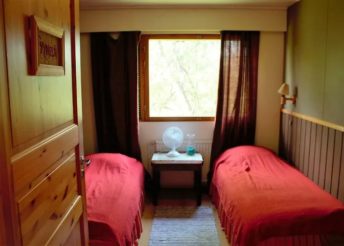 Surkeenjaervi Countryside * Moksinkylä